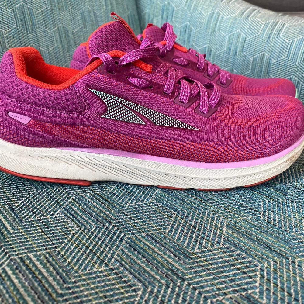 Altra Escalante 3 Running Shoe (Fuschia/Mint)